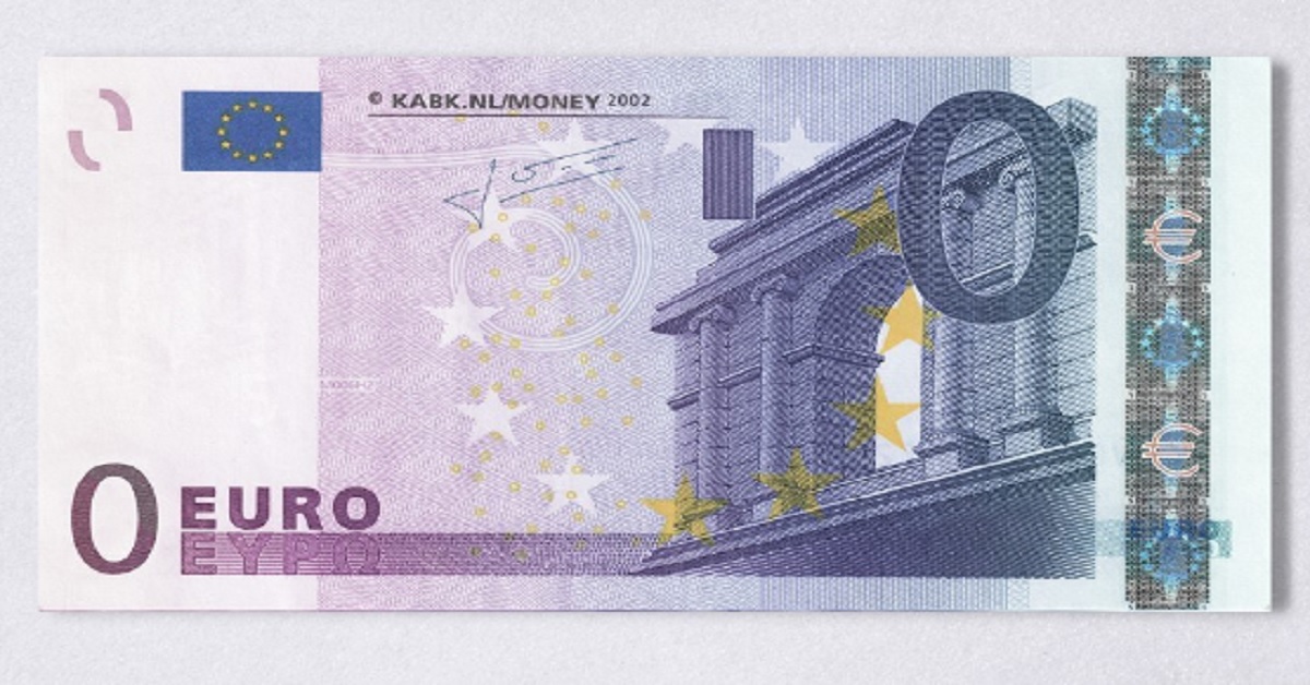 Большая купюра евро. 1 Евро купюра. Евро с двух сторон. Изображение банкнот евро. 1000 Евро купюра.